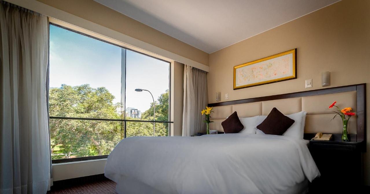Roosevelt Hotel&Suites Lima Buitenkant foto